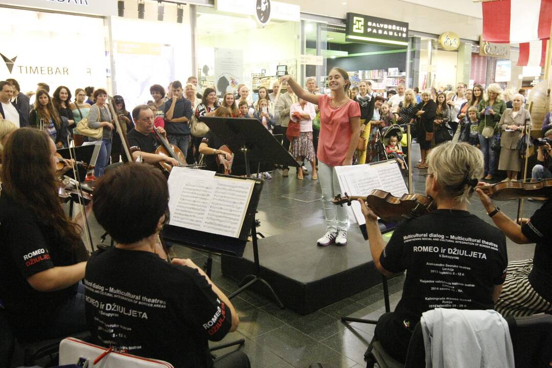 Klaipėdiečiai dirigavo Klaipėdos muzikinio teatro orkestrui