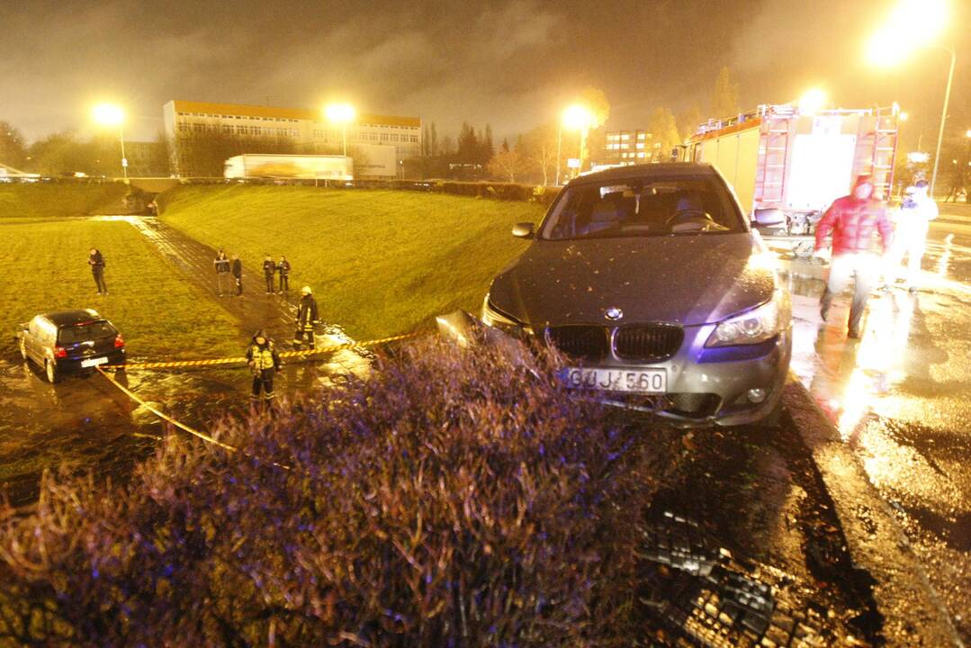 Į "gaudyklę" įvažiavo automoilis