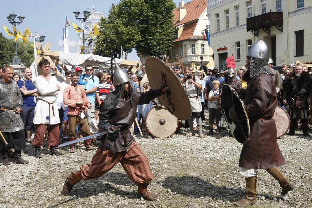 Kuršių ir vikingų stovykla
