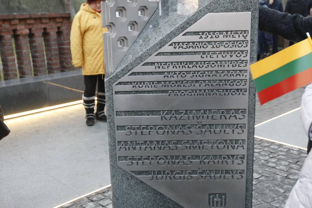 Signatarų alėjos atidarymas Palangoje