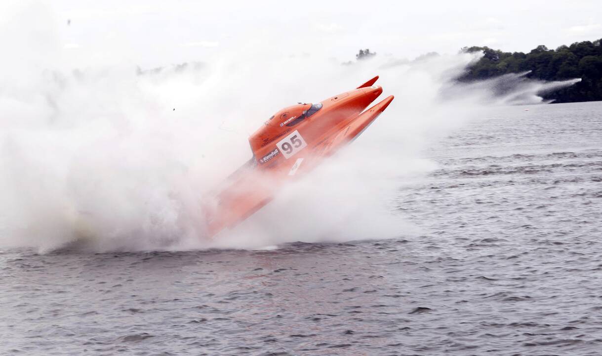 Kaune startavo F-2 pasaulio čempionatas
