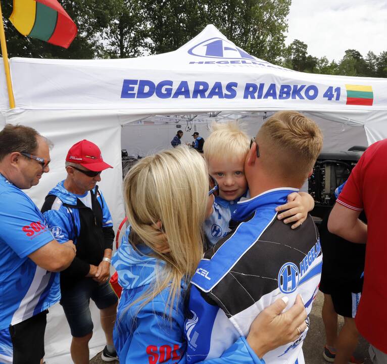 Kaune startavo F-2 pasaulio čempionatas