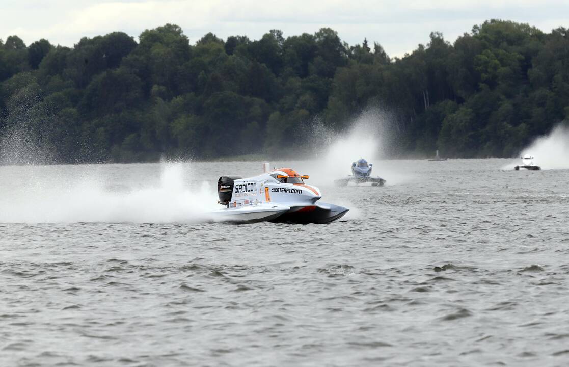 Kaune startavo F-2 pasaulio čempionatas