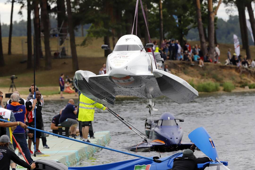 Kaune startavo F-2 pasaulio čempionatas