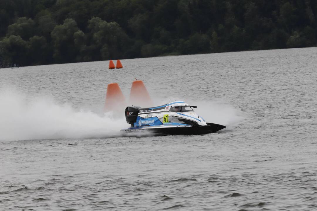 Kaune startavo F-2 pasaulio čempionatas