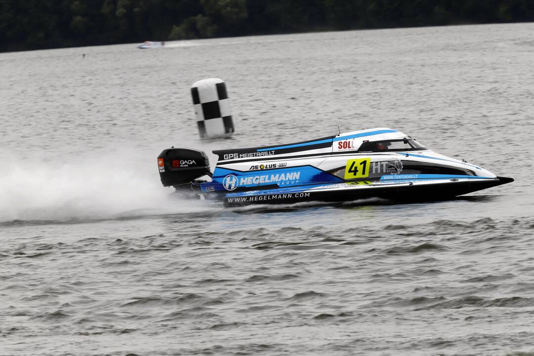 Kaune startavo F-2 pasaulio čempionatas