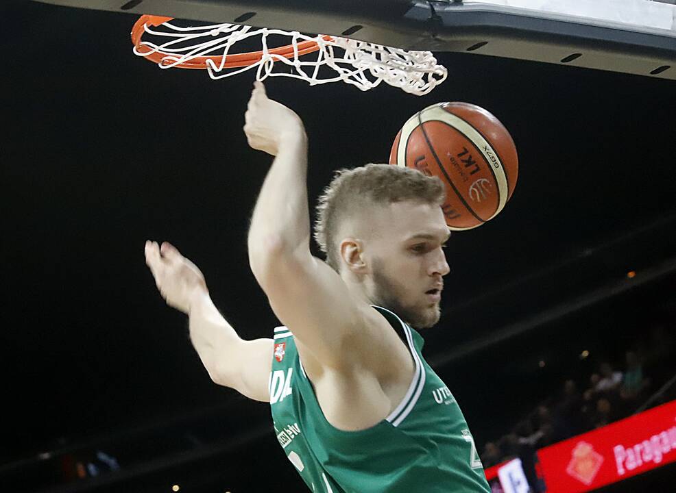KMT ketvirtfinalis: Žalgiris - Šiauliai 105 : 66