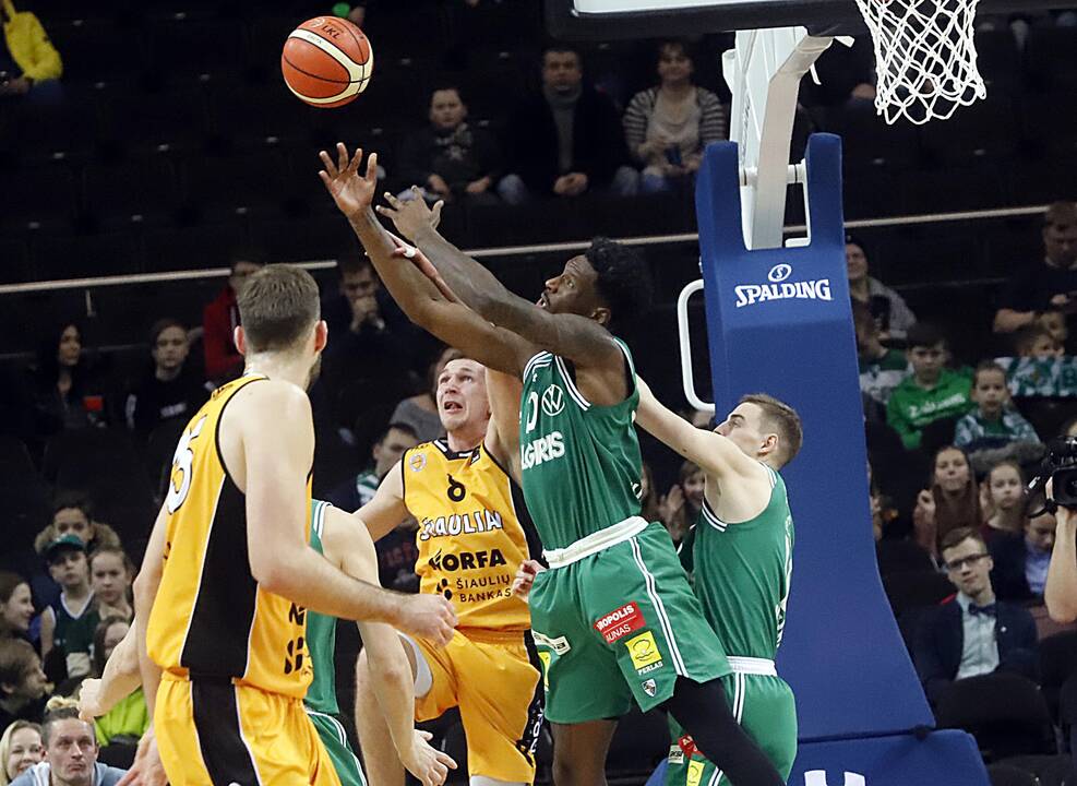 KMT ketvirtfinalis: Žalgiris - Šiauliai 105 : 66