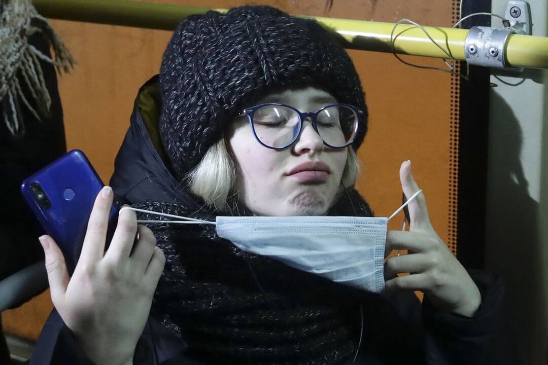 Rusijoje – vėl per 24,7 tūkst. naujų COVID-19 atvejų, 555 pacientai mirė