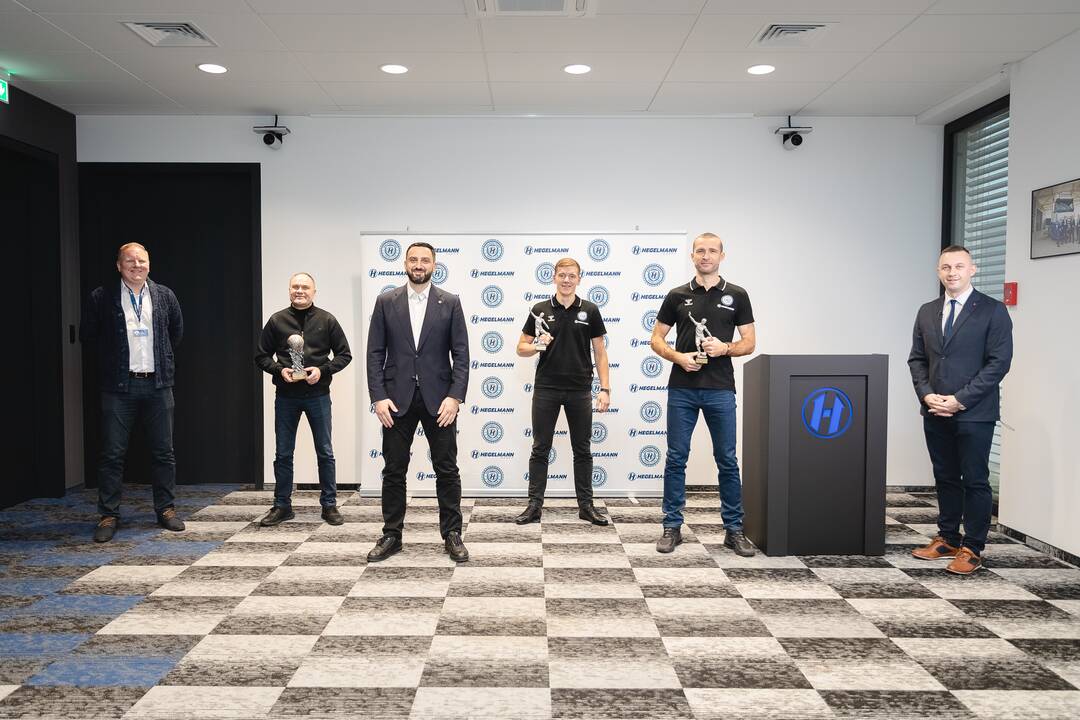 Pirmos lygos apdovanojimai Hegelmann klube