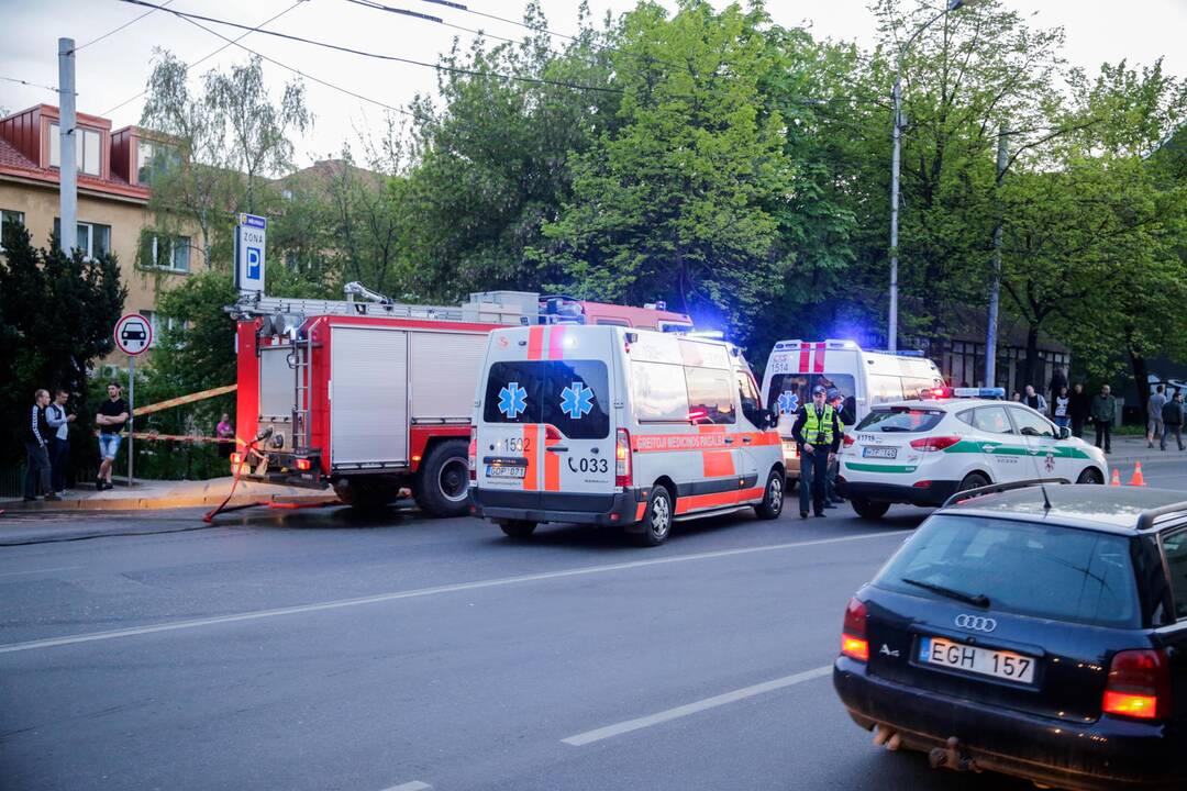 Avarija