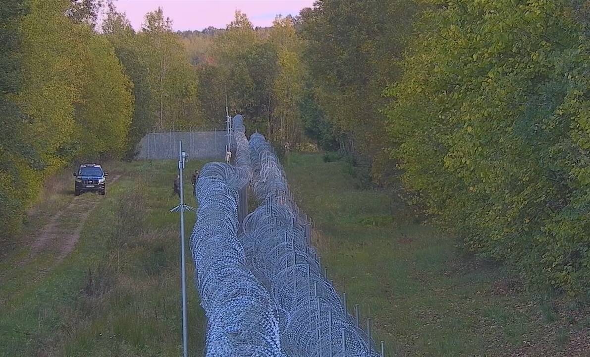 Pasieniečiai keturis kartus išbaidė fizinį barjerą gadinusius baltarusius