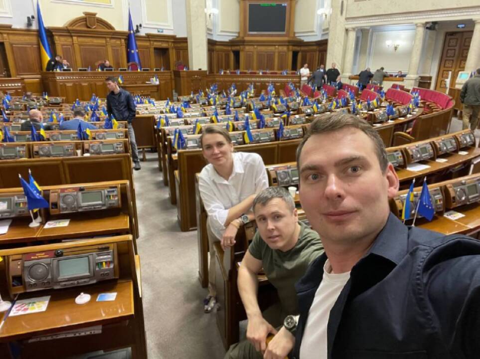 Ukrainos parlamentas priėmė atnaujintą mobilizacijos įstatymą