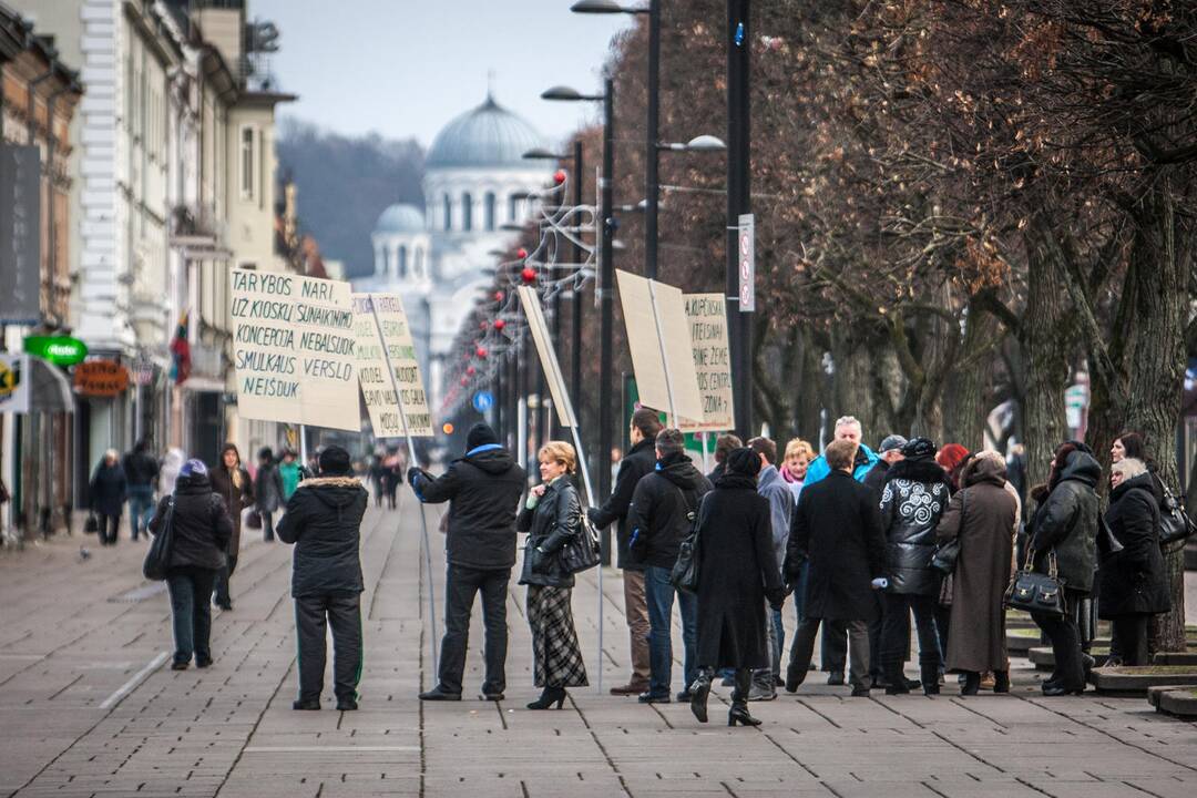 Verslininkų piketas prie Kauno miesto savivaldybės