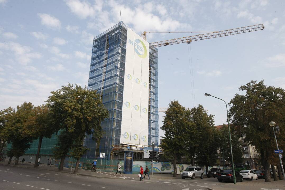 Akcentas: teatro bokštas rekonstrukcijos metu išliks nedaug tepakitęs.
