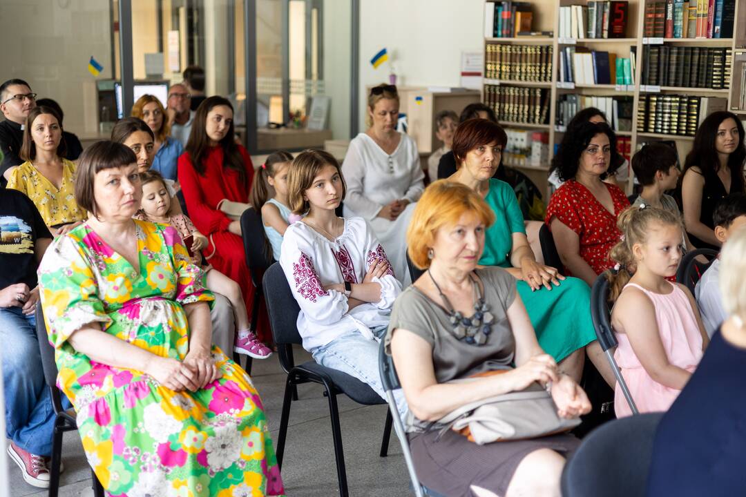 Vilniaus centrinėje bibliotekoje atidaryta ukrainiečių literatūros lentynėlė