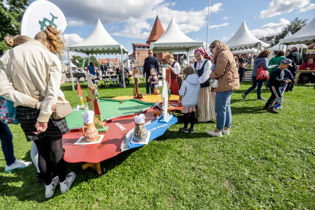Būrelių mugė: ką veikti po pamokų