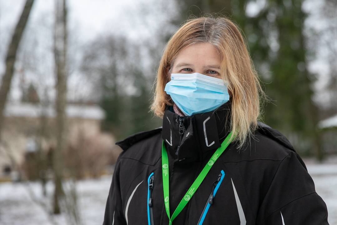 Zoologijos sodo gyvūnai gavo kalėdinių dovanų