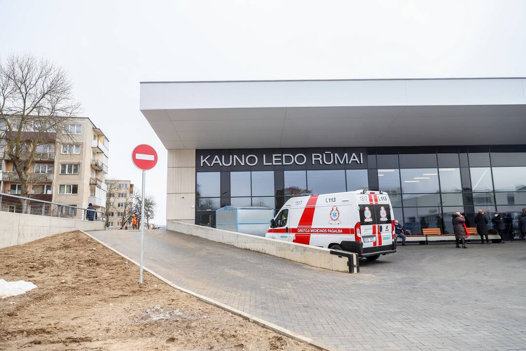 G. Nausėda lankėsi vakcinavimo centre Kaune