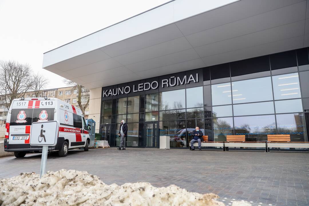G. Nausėda lankėsi vakcinavimo centre Kaune