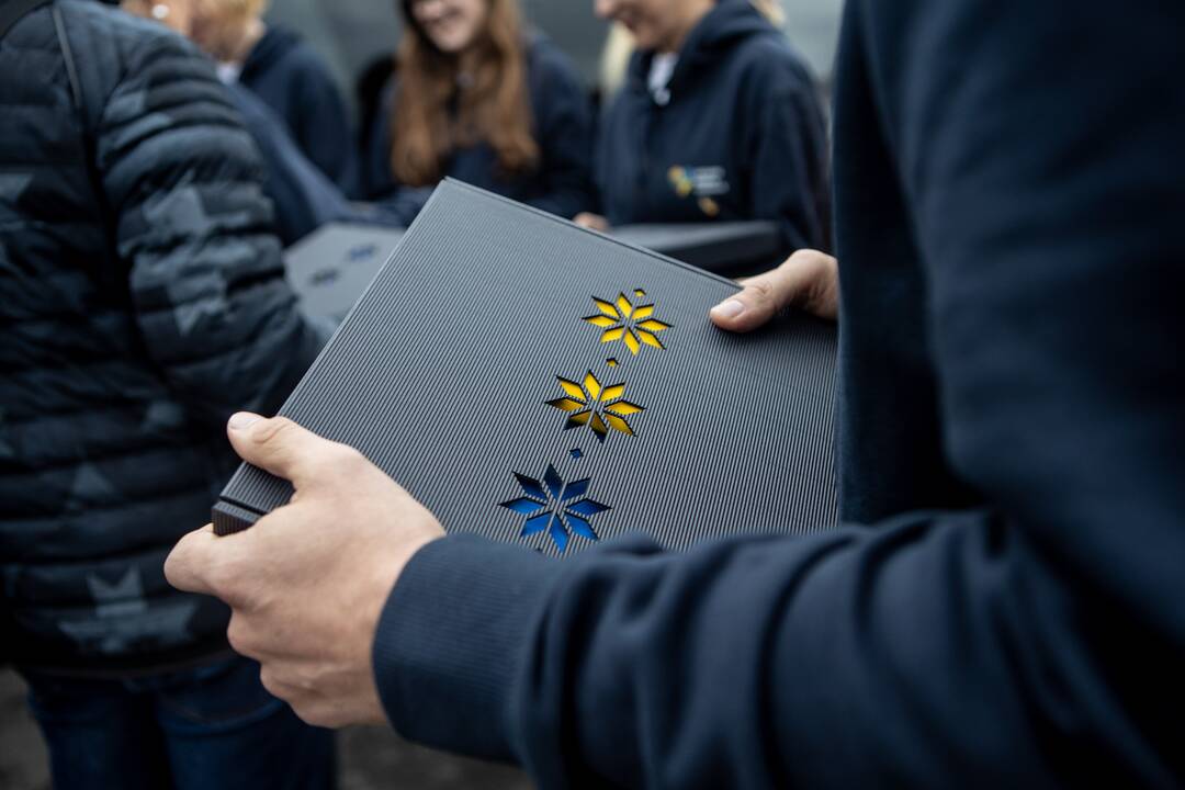 Kaune pasitikti iš Ukrainos grįžę Lietuvos medikai