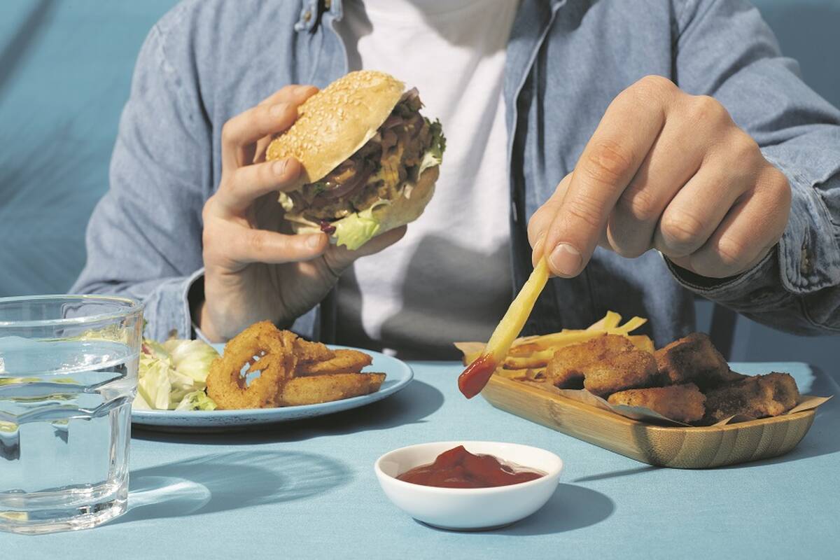 Ryšys: viena pagrindinių priežasčių, dėl kurių gali padidėti cholesterolio kiekis, – netinkama mityba, daug problemų sukelia transriebalai, kurių organizmas gauna, kai vartojame įvairius pusgaminius.