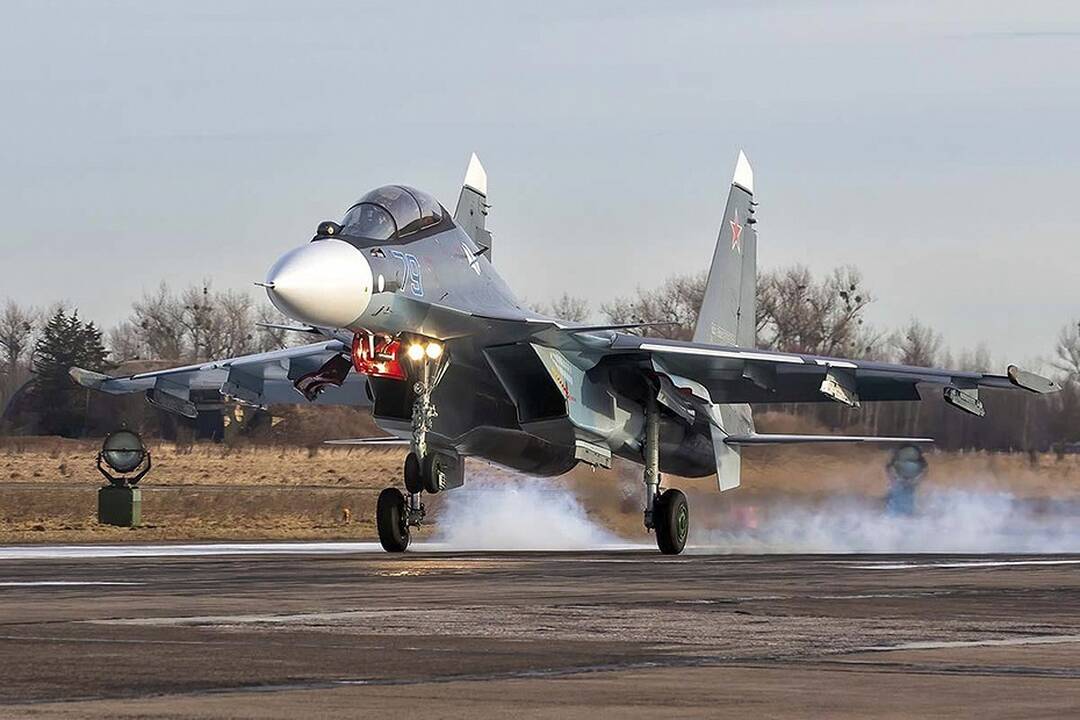 JK žvalgyba: Rusijos taktinės aviacijos efektyvumas Ukrainoje sumažėjo