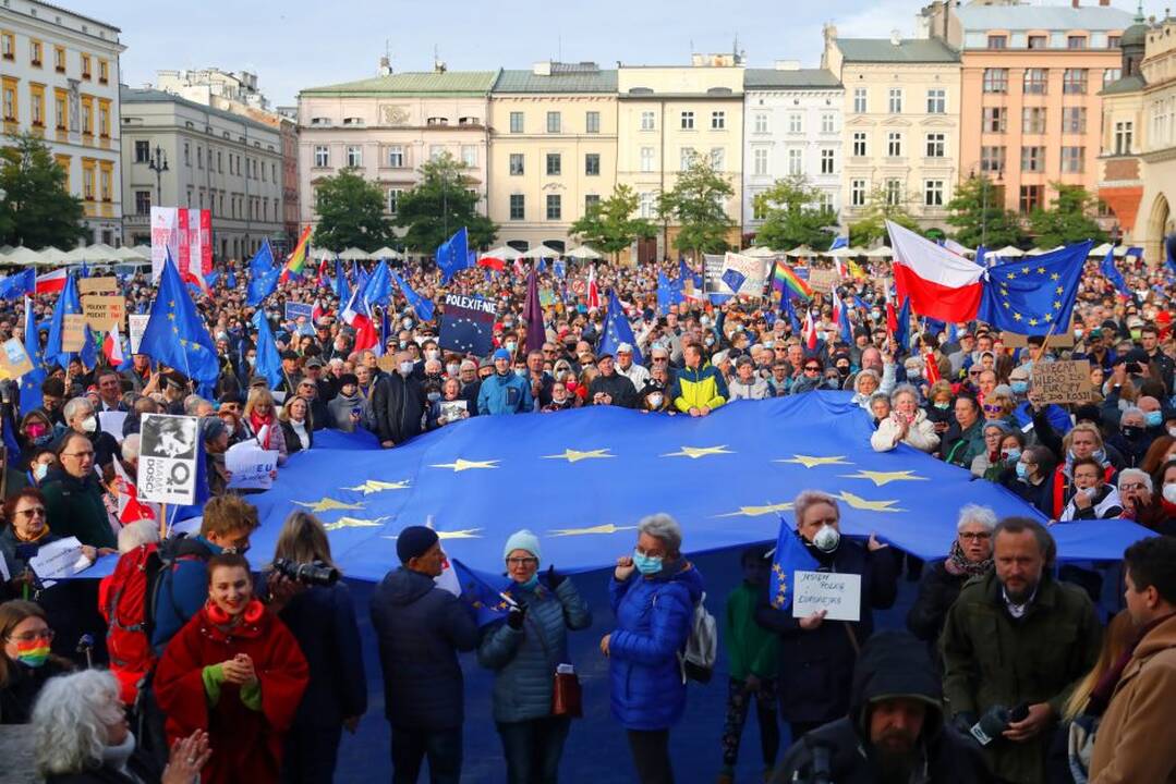 Signataras: Lenkija niekada neišstos iš Europos Sąjungos