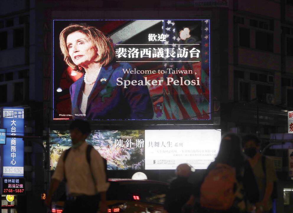JAV Atstovų Rūmų pirmininkė N. Pelosi atskrido į Taivaną