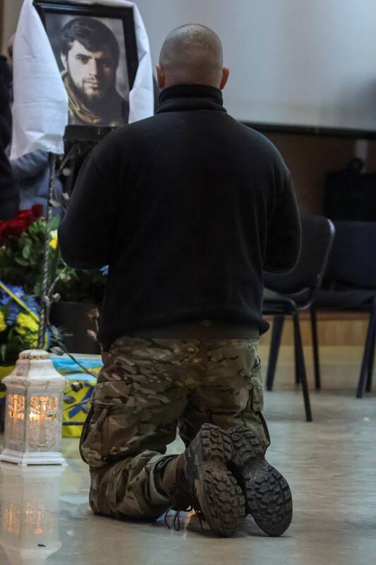 379-oji karo Ukrainoje diena