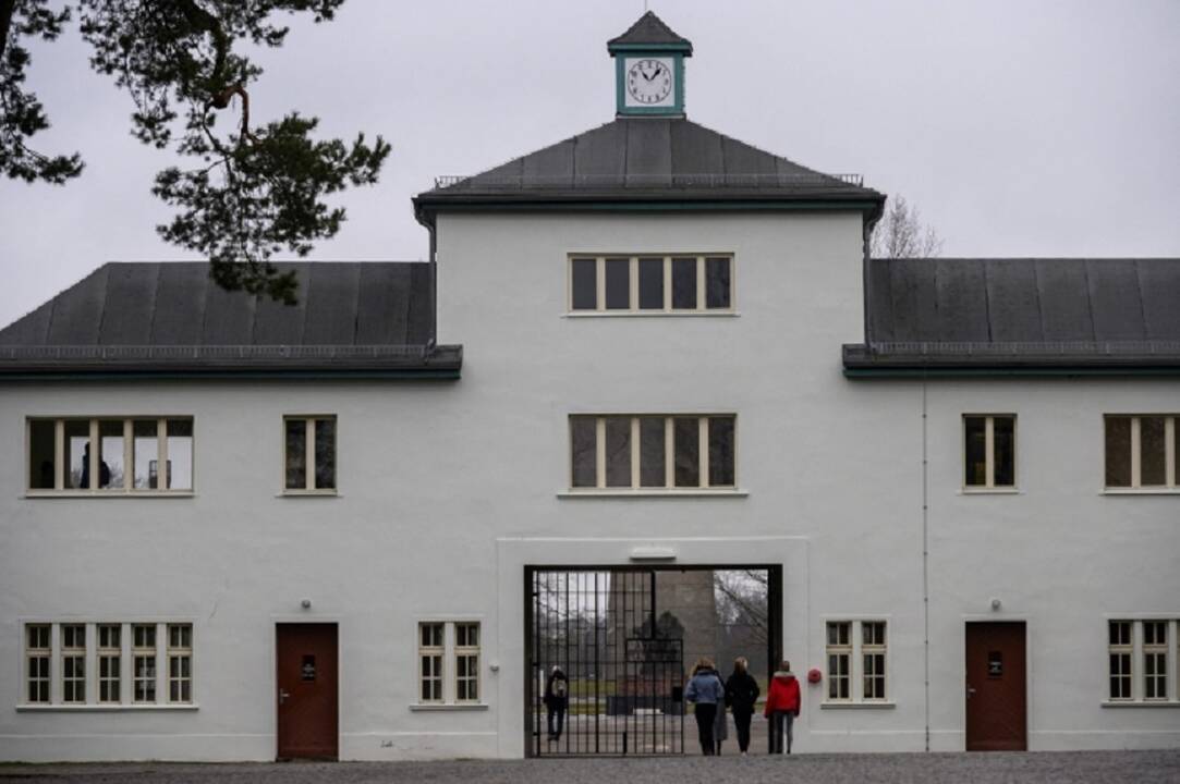 Vokietijoje pareikšti kaltinimai 98-erių buvusiam nacių stovyklos sargybiniui