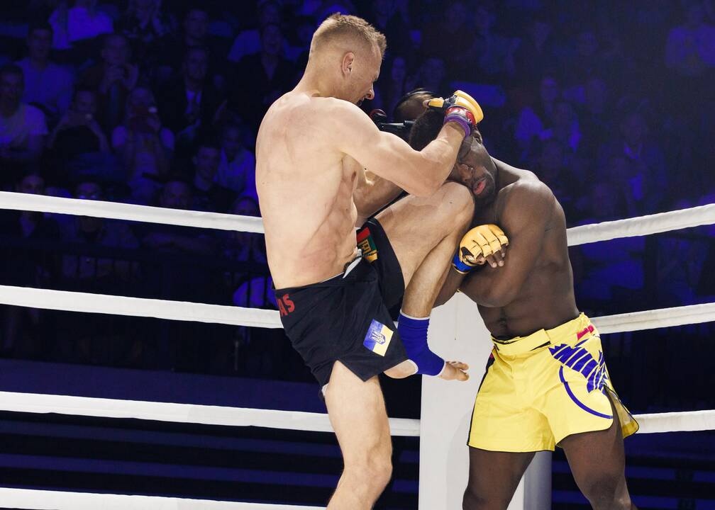 Žiūrovų kraują kaitino „Blade fights“ turnyras 