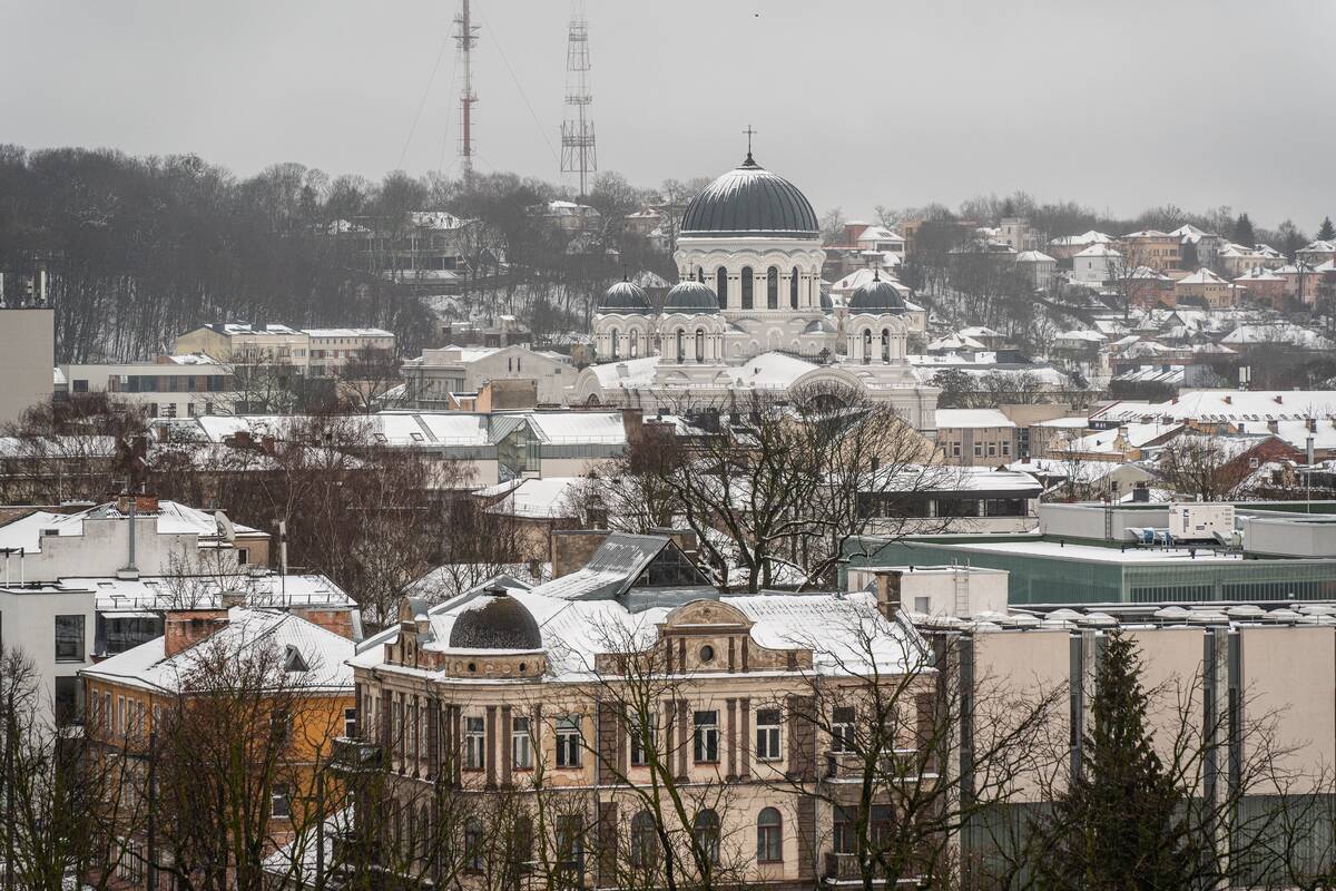 100 varpų dūžių už Izraelį