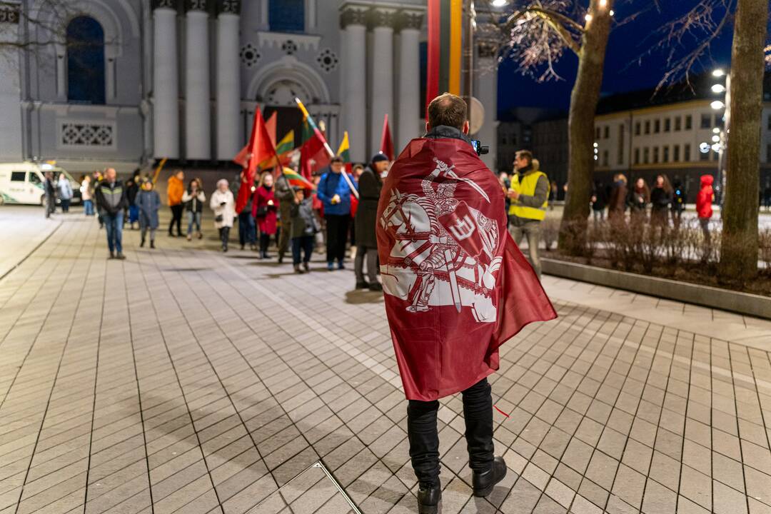 Vasario 16-osios eisena centrinėje Kauno dalyje