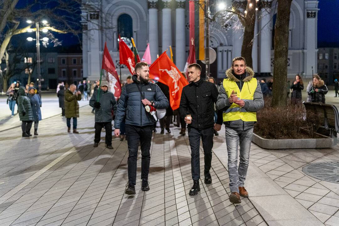 Vasario 16-osios eisena centrinėje Kauno dalyje