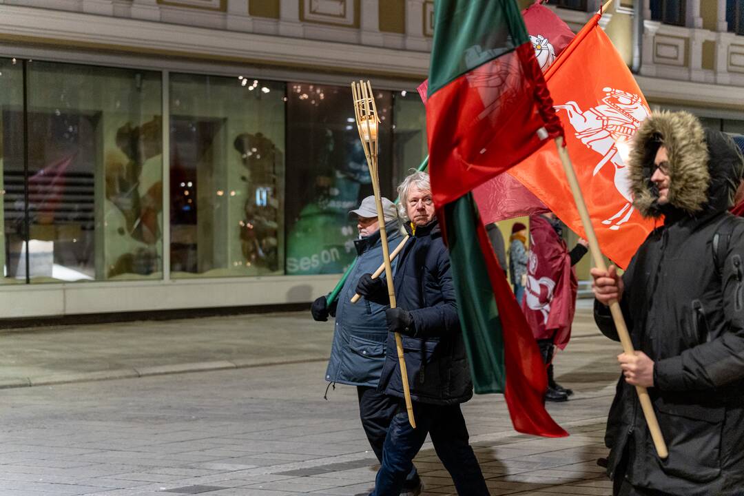 Vasario 16-osios eisena centrinėje Kauno dalyje