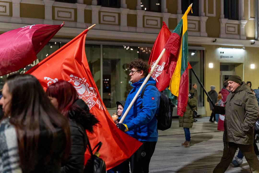 Vasario 16-osios eisena centrinėje Kauno dalyje