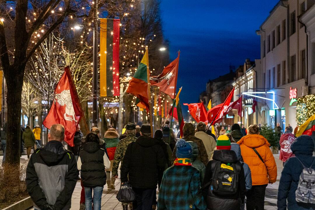 Vasario 16-osios eisena centrinėje Kauno dalyje