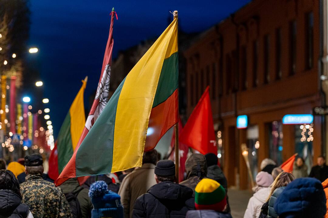 Vasario 16-osios eisena centrinėje Kauno dalyje