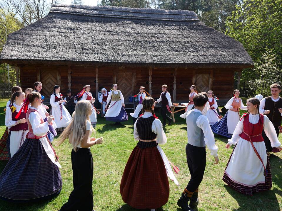 Velykos Rumšiškėse