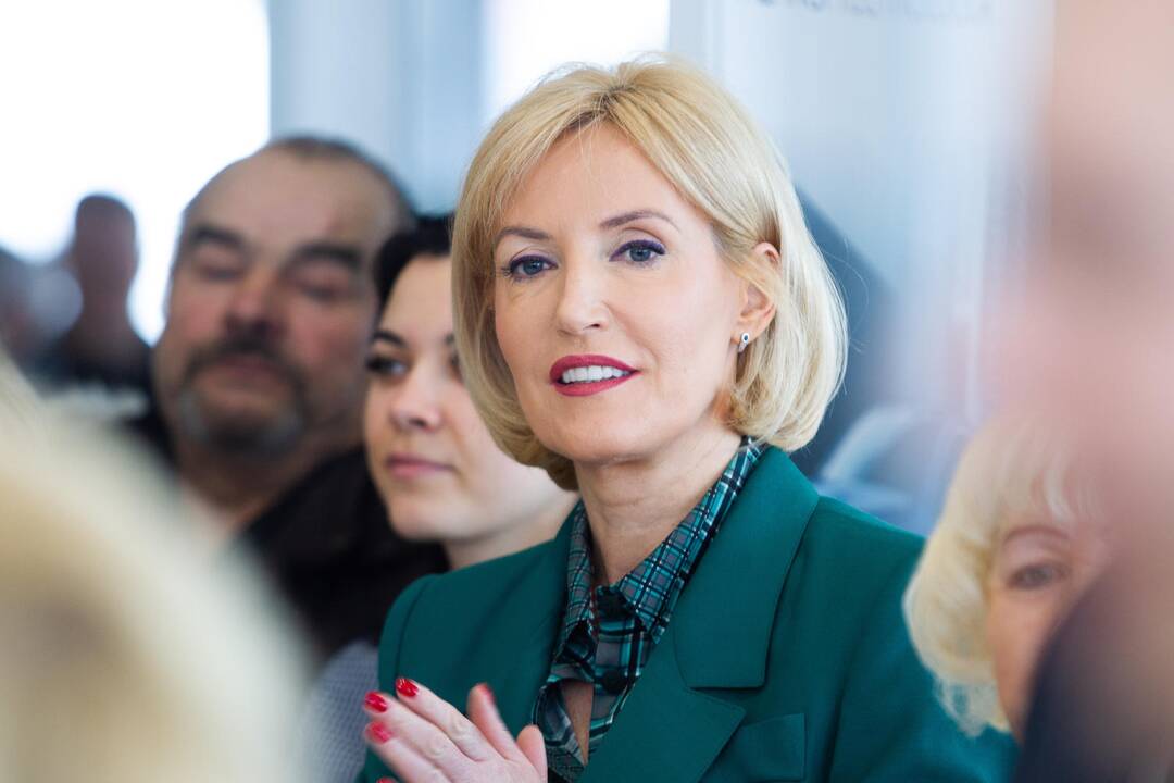 Neįgaliesiems nupirkti nauji autobusiukai