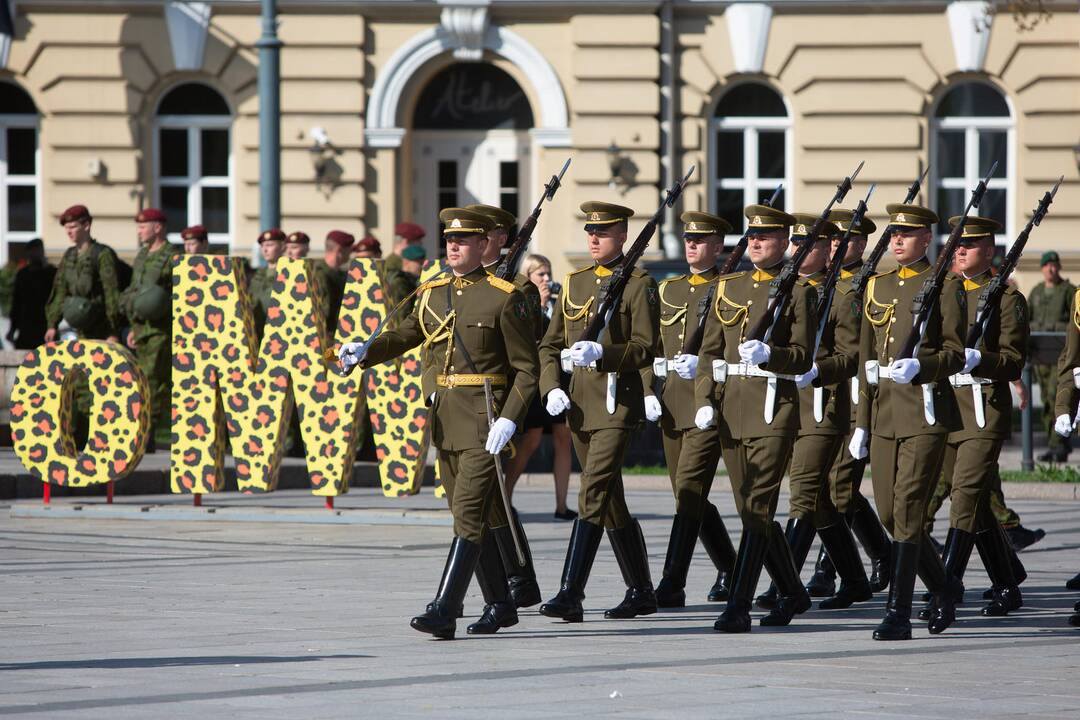 Naujo kariuomenės vado inauguracija