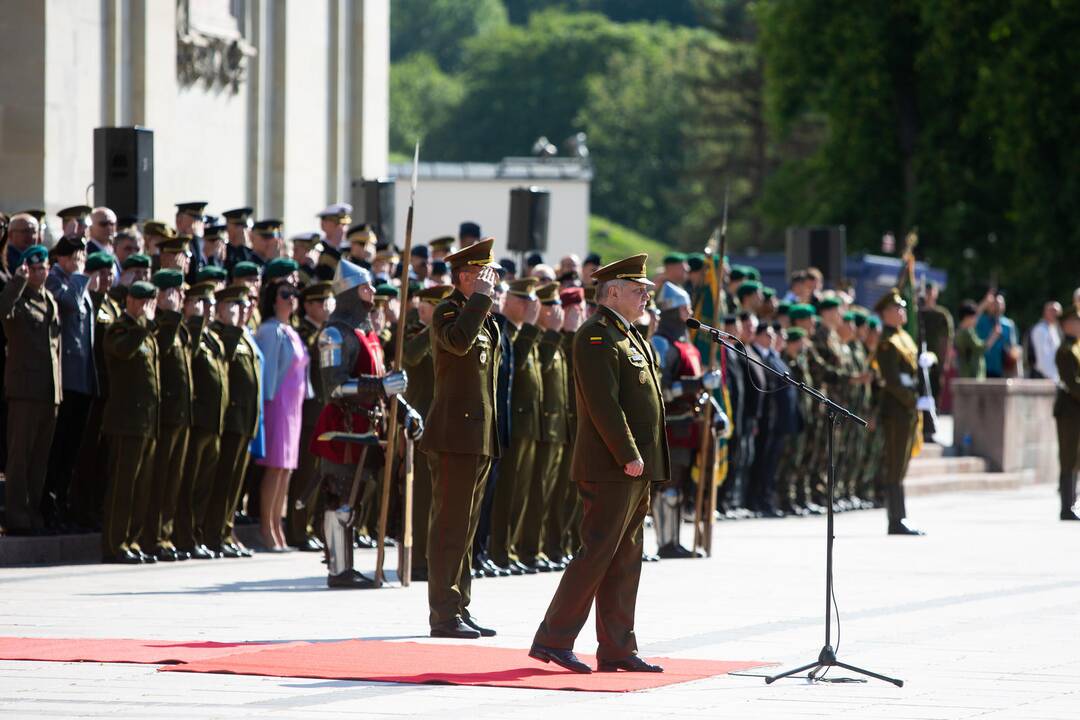 Naujo kariuomenės vado inauguracija