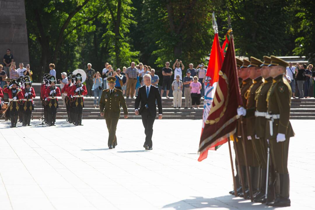Naujo kariuomenės vado inauguracija