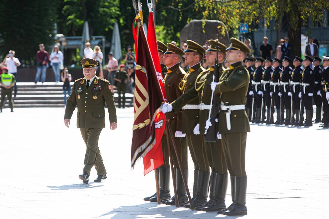 Naujo kariuomenės vado inauguracija