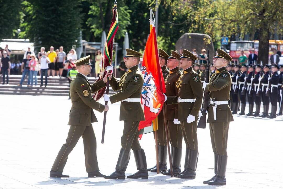 Naujo kariuomenės vado inauguracija
