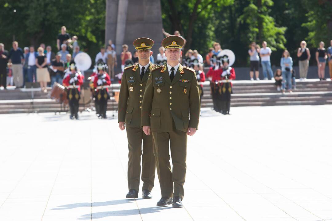 Naujo kariuomenės vado inauguracija