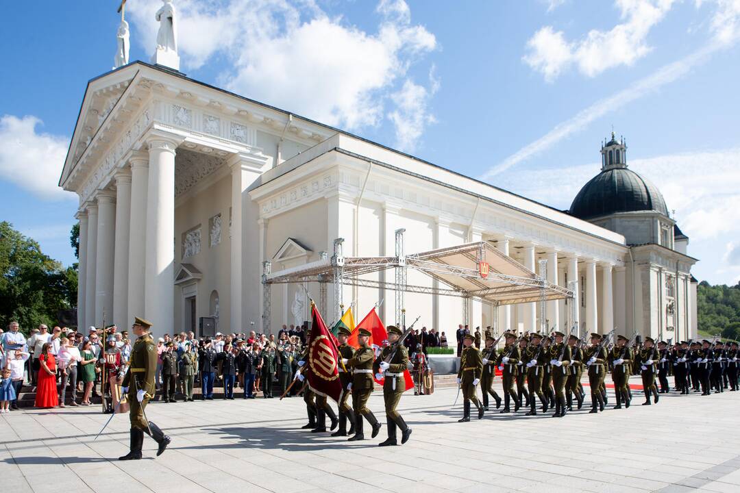 Naujo kariuomenės vado inauguracija