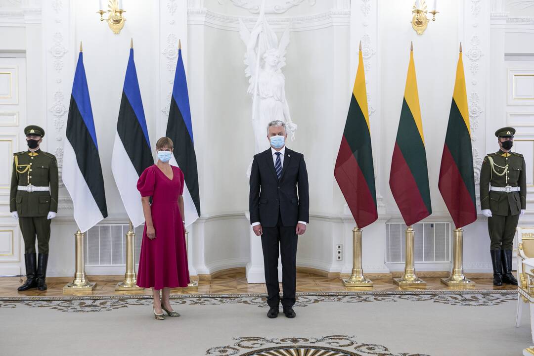 Į Lietuvą atvyko Estijos prezidentė