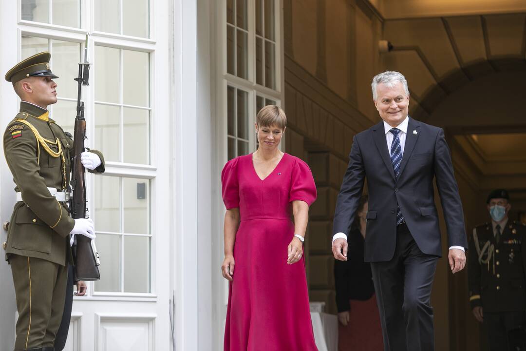 Į Lietuvą atvyko Estijos prezidentė